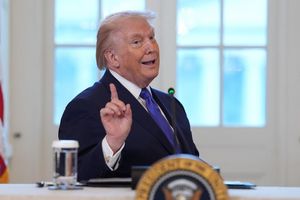 US-Gesundheitsminister: Der 79-jährige Präsident sei «unglaublich gesund». (Archivbild) - Foto: Evan Vucci/AP/dpa