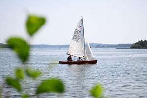 Keine ganz große Hitze, aber sommerliche Temperaturen - so dürften die kommenden Tage werden. - Foto: Philip Dulian/dpa