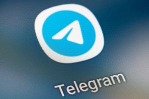 Die Justiz in Spanien hat die Nachrichten-App Telegram vorübergehend landesweit gesperrt. - Foto: Fabian Sommer/dpa