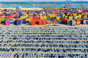 In China wird bereits mehr als jedes dritte Auto gebaut. (Archivbild) - Foto: Yang Suping/XinHua/dpa