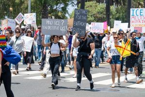 Protest in Santa Monica an der US-Westküste. - Foto: Maximilian Haupt/