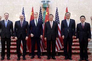 Die Delegationen beider Seiten wollen die Ergebnisse nun den Präsidenten vorlegen. - Foto: Li Ying/XinHua/dpa