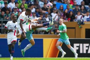 Paris Saint-Germain hat das Achtelfinale der Club-WM erreicht. - Foto: Lindsey Wasson/AP/dpa