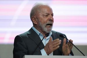 Mit Leidenschaft für die Klimawissenschaft: Brasiliens Präsident Lula. - Foto: Fernando Llano/AP/dpa