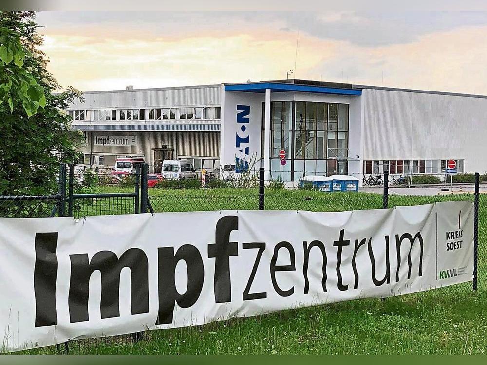 Das Impfzentrum des Kreises am Schloitweg in Soest soll am 30. September schließen. Foto: Winkelmann