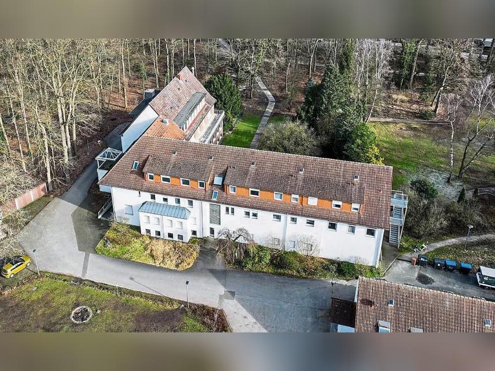 Kommende Woche ziehen Flüchtlinge in das bisher leerstehende Haus Carola ein. Foto: Eickhoff