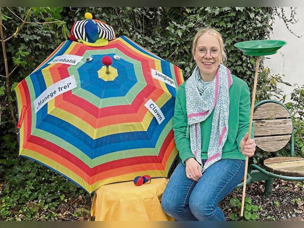 „Manege frei“: Veronika Böttcher vom Jugend- und Familienbüro der Stadt Lippstadt freut sich auf die kleine Stadtranderholung, die unter dem Motto Zirkus steht.