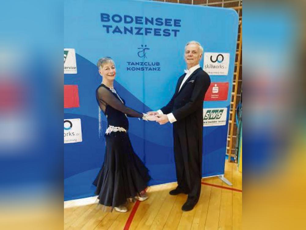 Das Castell-Paar Paul Ladinski und Doris Büker nahm es beim Bodenseetanzfest mit der internationalen Konkurrenz auf.