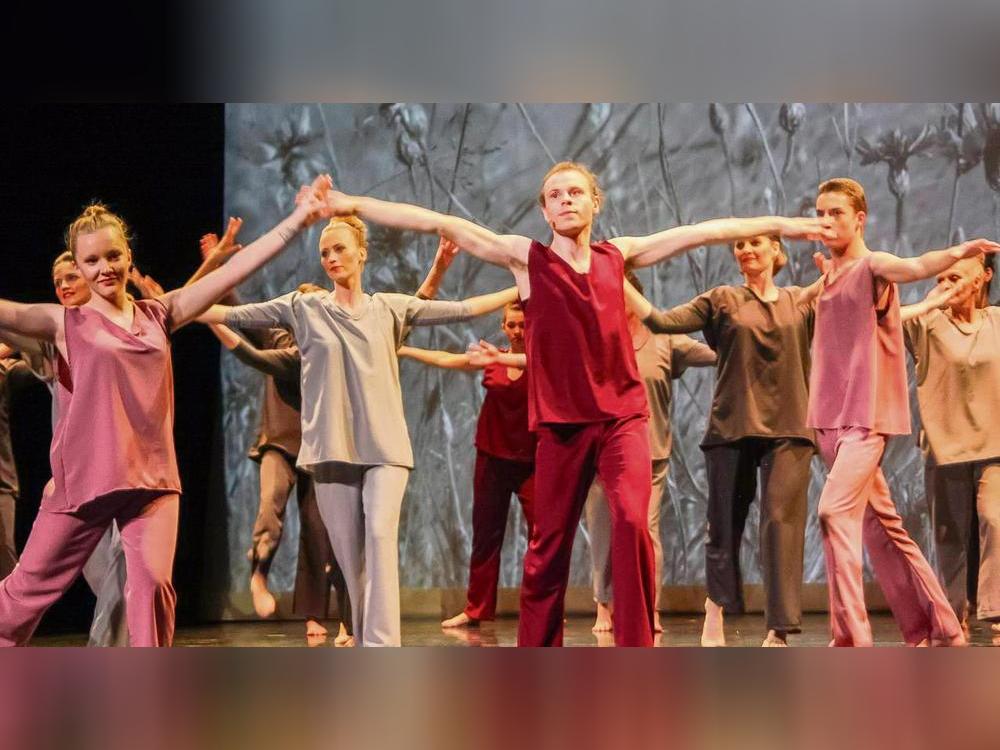 Die Tänzerinnen und Tänzer überzeugten mit Ausdrucksstärke und Harmonie der Bewegungen. Fotos: Wissing