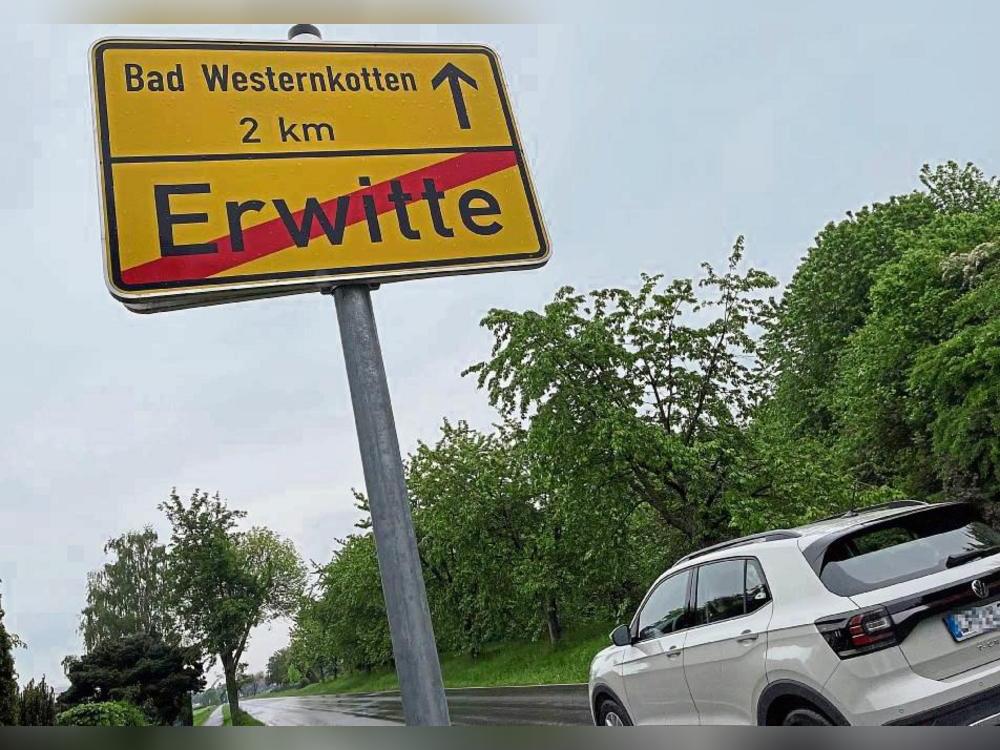 Die Stadt Erwitte hat zwar ihre Pläne fürs Baugebiet zwischen Erwitte und Bad Westernkotten nachgebessert. Der BI reicht das aber nicht aus. Foto: Dietz