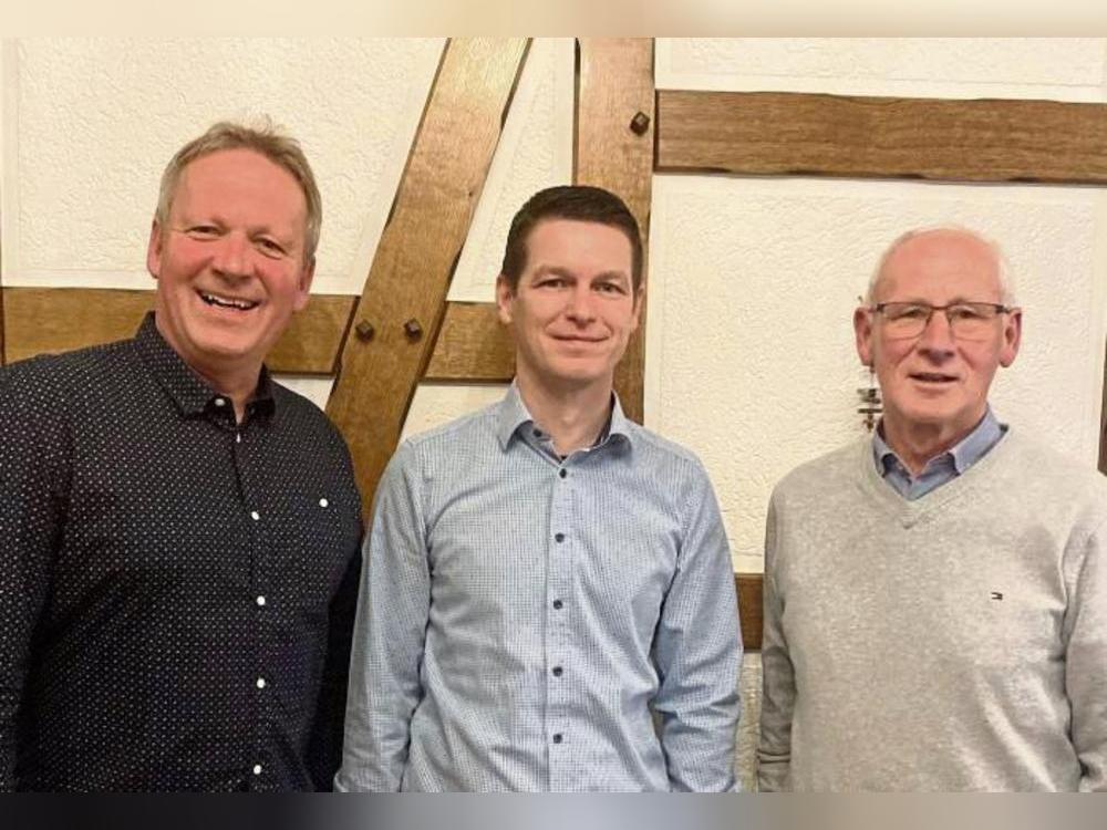 Bilden den Vorstand des Vereins „Nachbarn in Not“ (v.l.): Carsten Schulte (Geschäftsführer), Kay Steffen (1. Vorsitzender) und Hans-Theo Kellerhoff (2. Vorsitzender).
