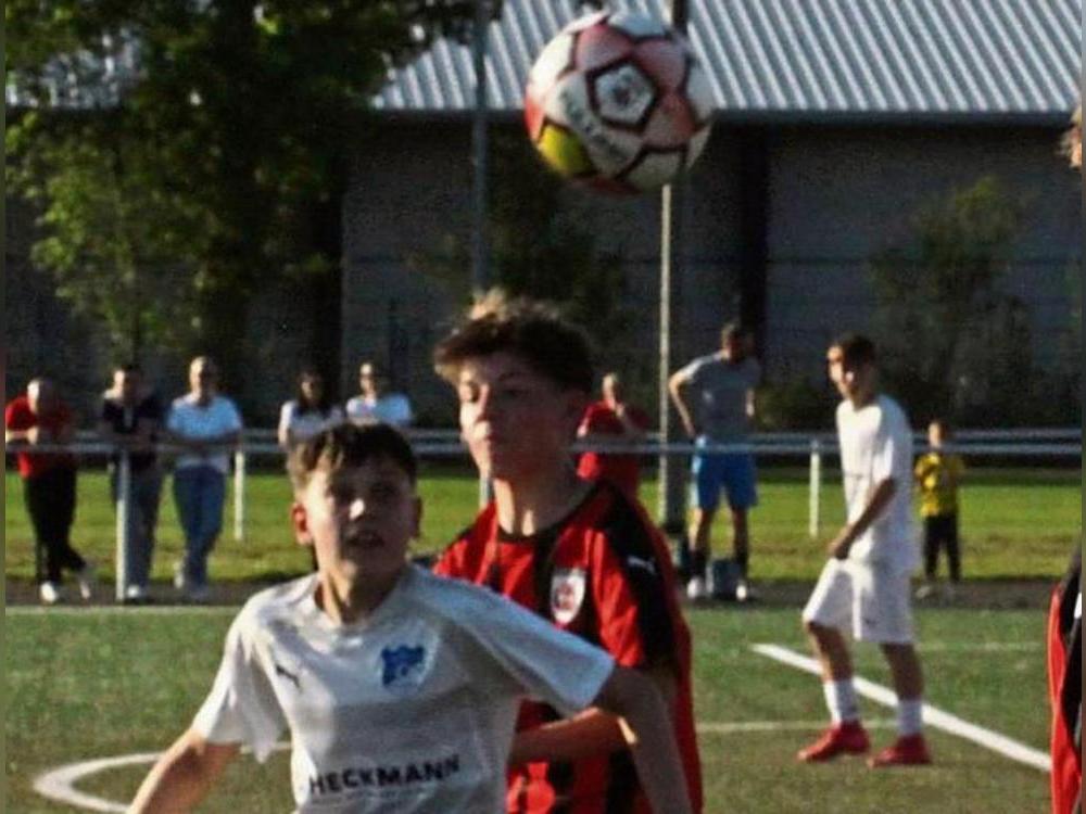 Nicht eintüten konnten die CII-Junioren des SV den Klassenerhalt, das Team unterlag Rhynern 1:2. Foto: Hans Dannhausen