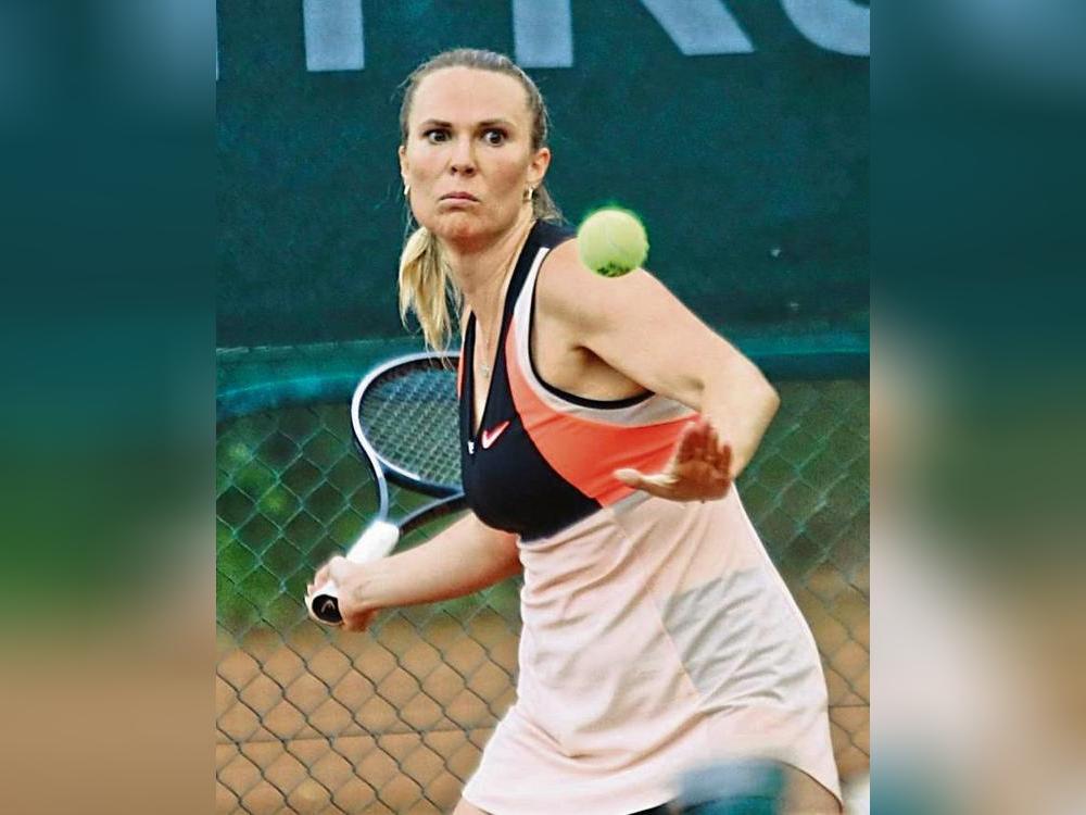 Einen Auftakt nach Maß erwischten „Sissi“ Köhler (Foto) und die Damen 30 des TV Erwitte, die sich im Westfalenliga-Duell gegen den TV Herdecke mit 4:2 durchsetzten. Foto: Wiegand
