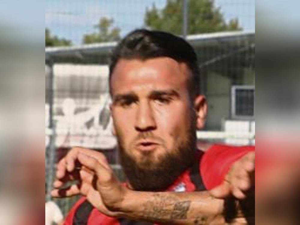 Hasan Dere defensives Mittelfeld