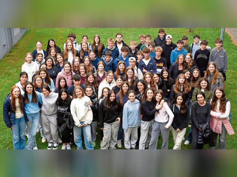 Nachhaltigkeit verbindet: Mit ihren 37 Gastschüler arbeiteten die Gymnasiasten in Projektgruppen an zukunftsrelevanten Umwelt- und Gesellschaftsthemen. Fotos: Giannakis