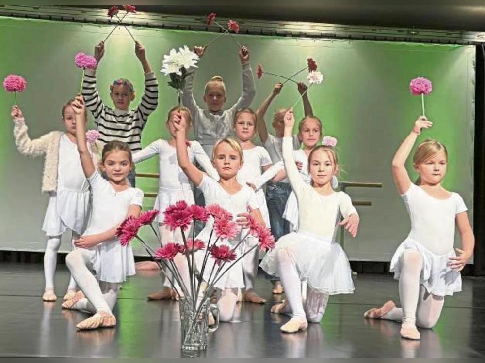 Im letzten Jahr führten die Schüler der Musik- und Kunstschule in Anröchte ein Ballett auf. Aktuell besuchen 71 Anröchter die Musik- und Kunstschule. Foto: Meschede