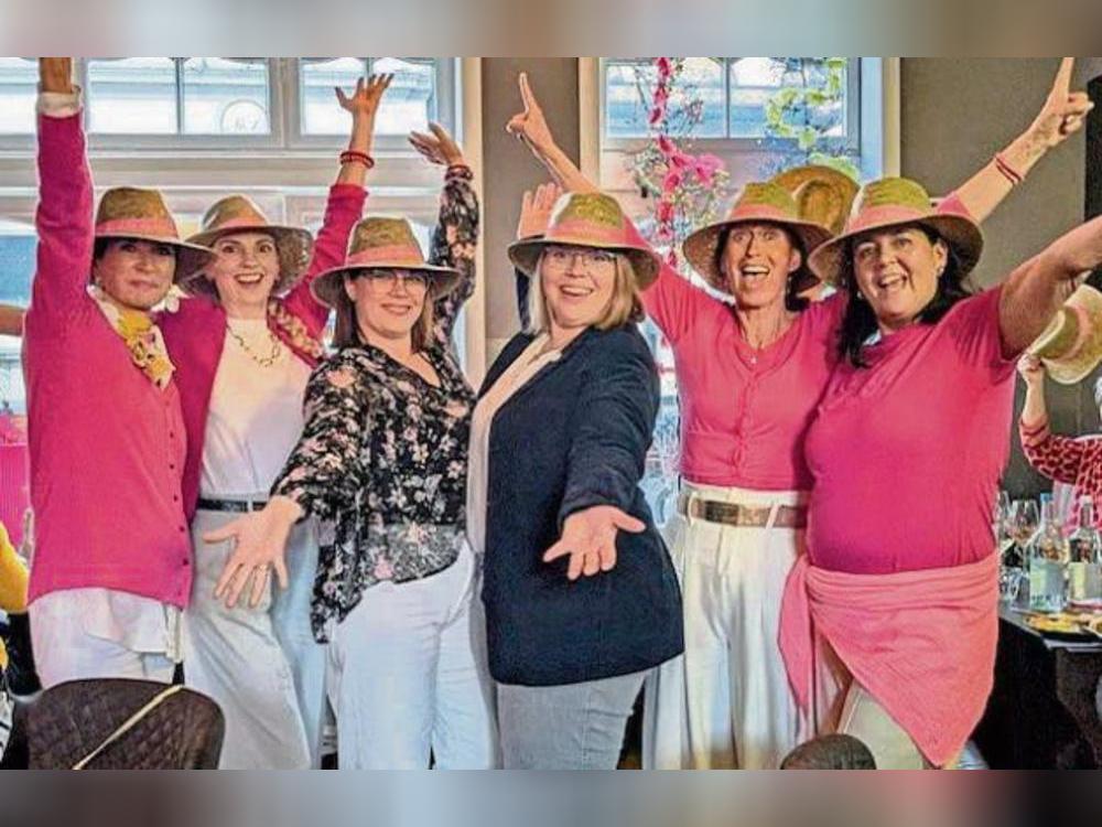 Tolle Stimmung bei den Ladies Voice mit: Angela von Wengersky, Franziska Eckert, Victoria Chudalla-Kuhnert, Elisabeth Körner, Maria Pöttker und Bettina Stakemeier.