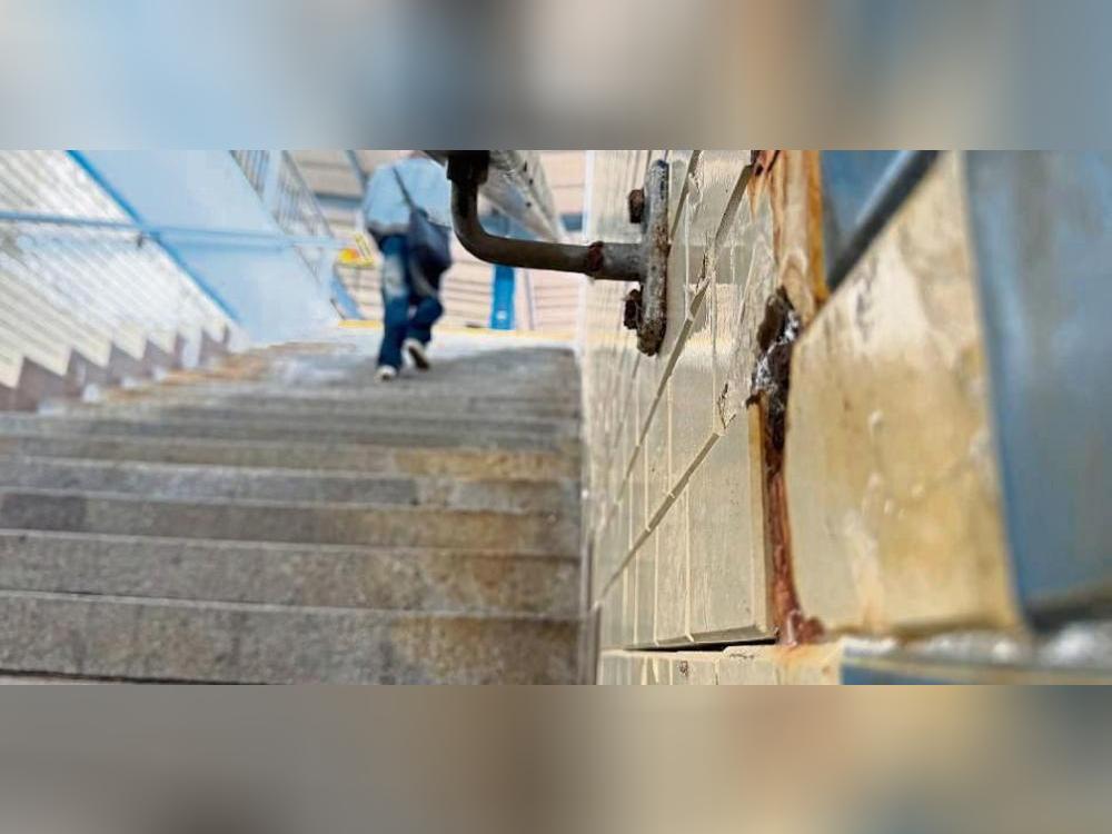 Teilweise kaputt, verdreckt und nicht barrierefrei: der Geseker Bahnhof. Foto: N. Wissing