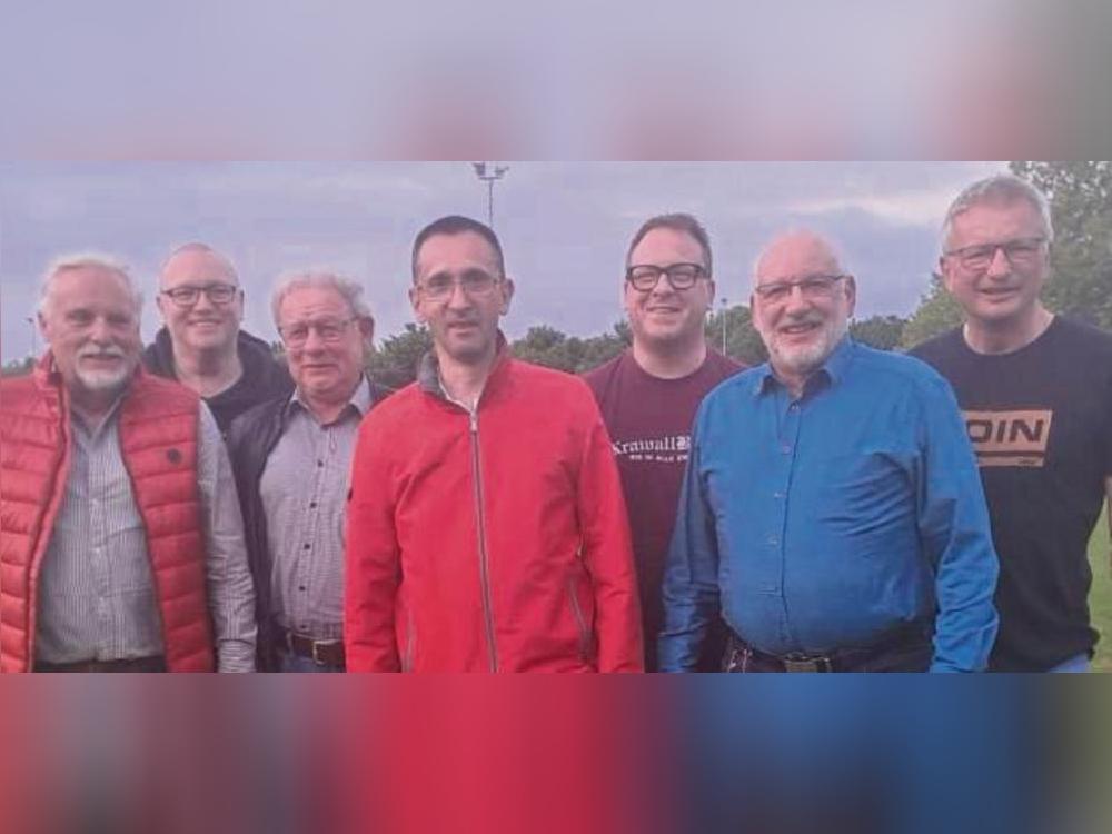 Der TT-Vorstand von Viktoria Lippstadt zog Bilanz (v.l.): Rainer Klör, Frank Schäfer, Werner Fischer, Miladin Popovic, David Preuß, Winfried Bell und Markus Burghard.