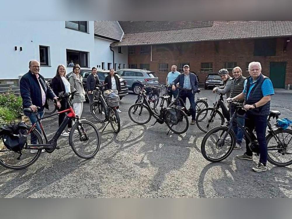 Die CDU-Ratskandidaten aus Bad Westernkotten erradelten zusammen den Kurort.
