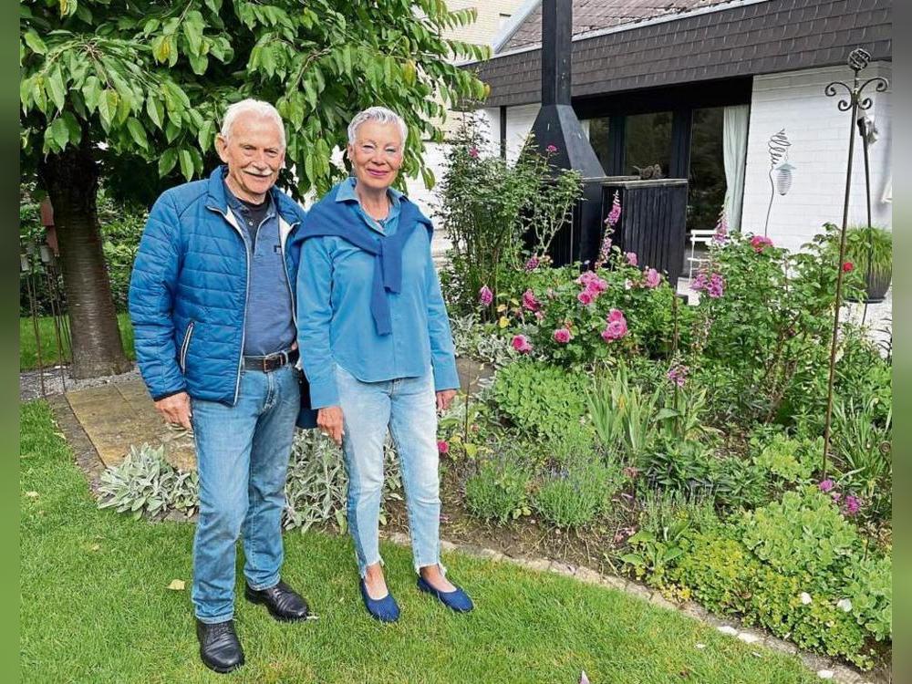 Marlies Müller-Kaufmann und Elmar Müller sind beim „Tag der offenen Gärten“ dabei. Foto: Rückert
