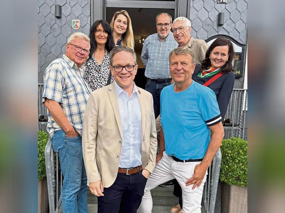 „Wir können uns immer aufeinander verlassen“: Die FDP ist mit der Arbeit von Hendrik Henneböhl zufrieden.
