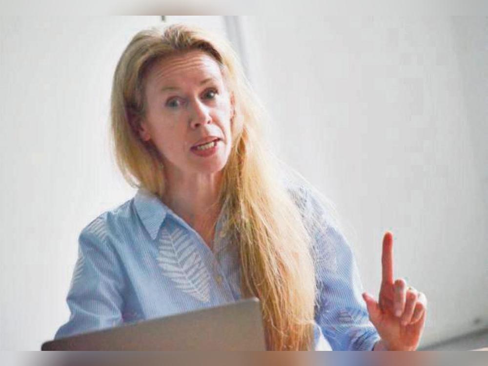 Die in den Vereinigten Staaten lebende Musikwissenschaftlerin Tina Frühauf war in Lippstadt zu Gast. Foto: Gröbing