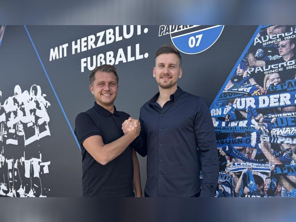 Der Geseker Robin Trost (l.) kehrt nach einem halben Jahr beim VfB Stuttgart als Sportdirektor zurück nach Paderborn, Dominik Roll kommt vom Ligabegleiter Fortuna Düsseldorf als Leiter der Lizenzspieler-Abteilung an die Pader. Foto: SC Paderborn