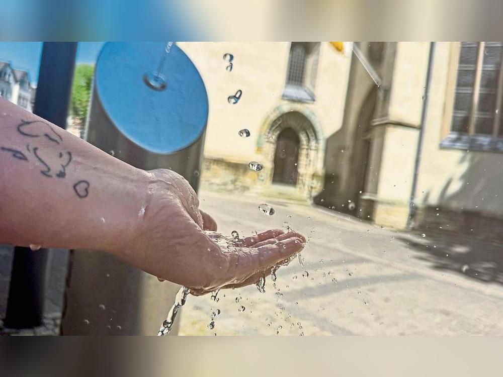 Für Trinkwasser gilt: Stufe Rot. Der Wasserspender neben dem Marktplatz ist davon nicht betroffen. Archivfoto: N. Wissing