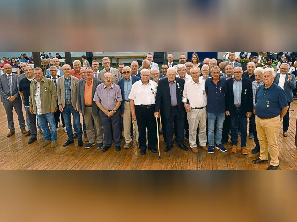Sie sind seit Jahrzehnten Teil der Bruderschaft und wurden am Freitag geehrt.
