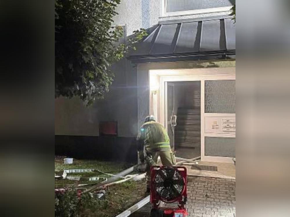 Etwa 40 Einsatzkräfte waren in der Nacht auf Mittwoch im Einsatz. Fotos: Lübbers (Feuerwehr)