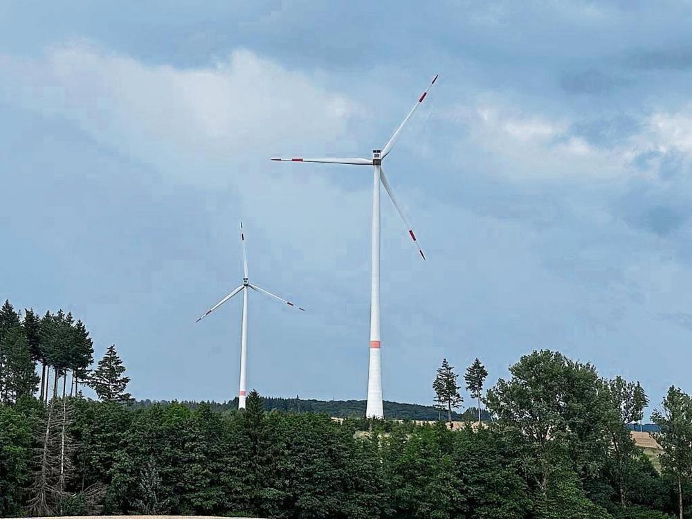 Die Stadt Rüthen hat sich entschieden, mit der Gesellschaft Windenergie Ettingerhof einen Nutzungsvertrag für den Bau weiterer Windräder zu schließen. Foto: Bsdurek