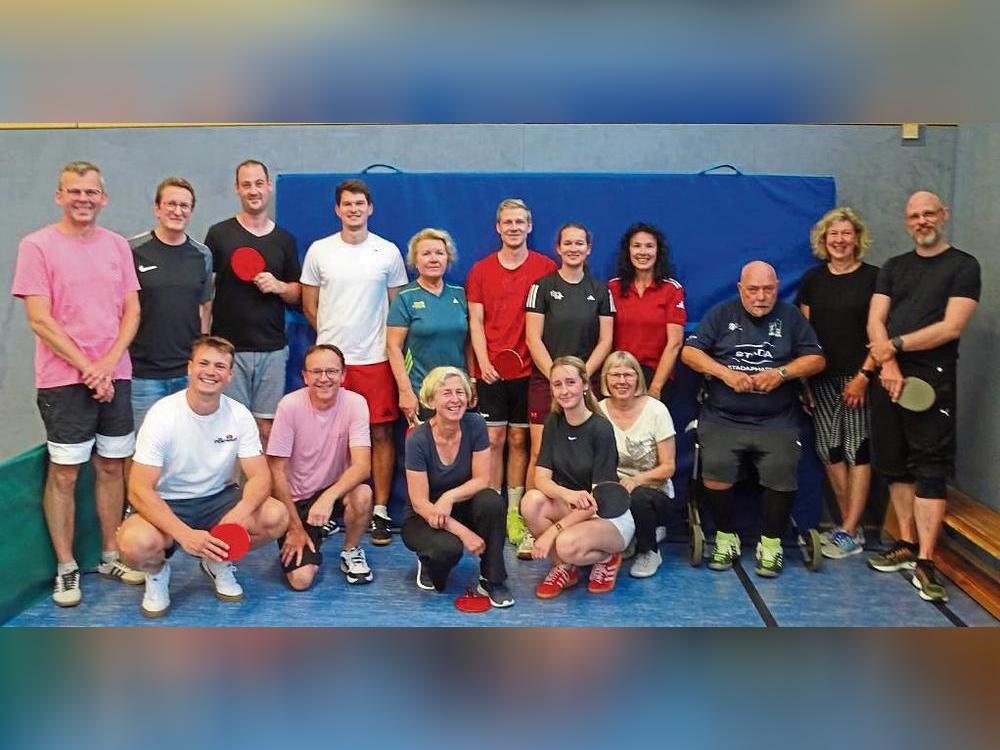 Beim Bernd-Willbrand-Cup der DJK Cappel wurde zunächst in drei Konkurrenzen gespielt. Bei den Damen musste sich Seriensiegerin Dagmar Trojanski erstmals geschlagen geben.