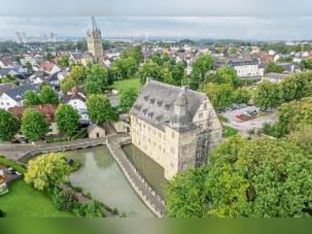 Der Teich am Schloss Erwitte. Foto: Eickhoff