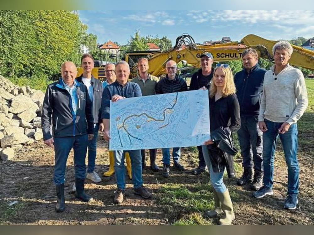 Die Renaturierung ist ein Gemeinschaftsprojekt des WOL, der Stadt Büren, der NRW-Stiftung, dem Ingenieurbüro Welling & Partner und dem Bauunternehmen Gebr. Schulte.