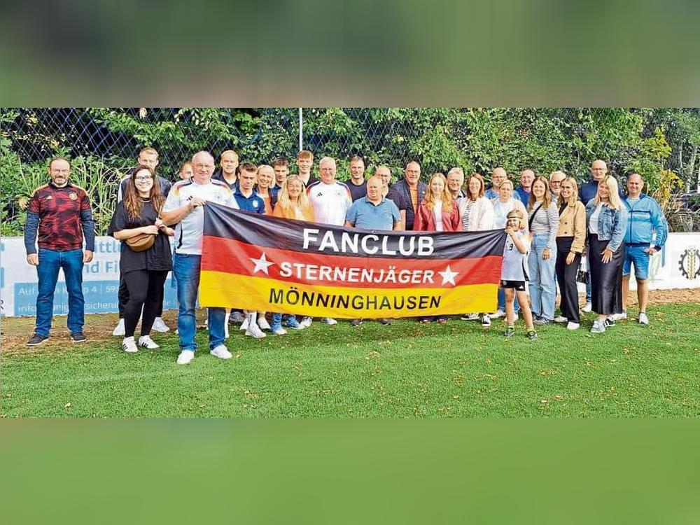 Mittlerweile 103 Mitglieder zählt inzwischen der Fanclub der deutschen Nationalmannschaft aus Mönninghausen, der 2024 mit 50 Fußballfreunden gegründet wurde.