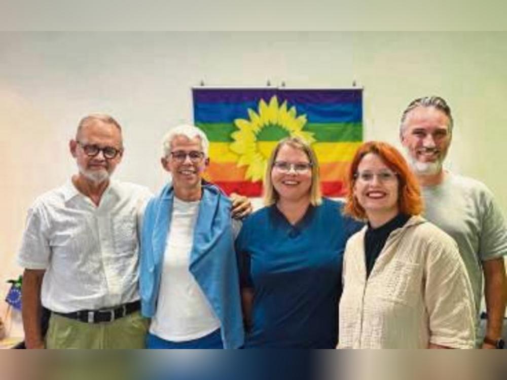 Prof. Dr. Joachim Volz, Ulle Schauws, Elisabeth Körner, Sarah Gonschorek, Jan Hülsemann (v.l.) beim Stadtgespräch.