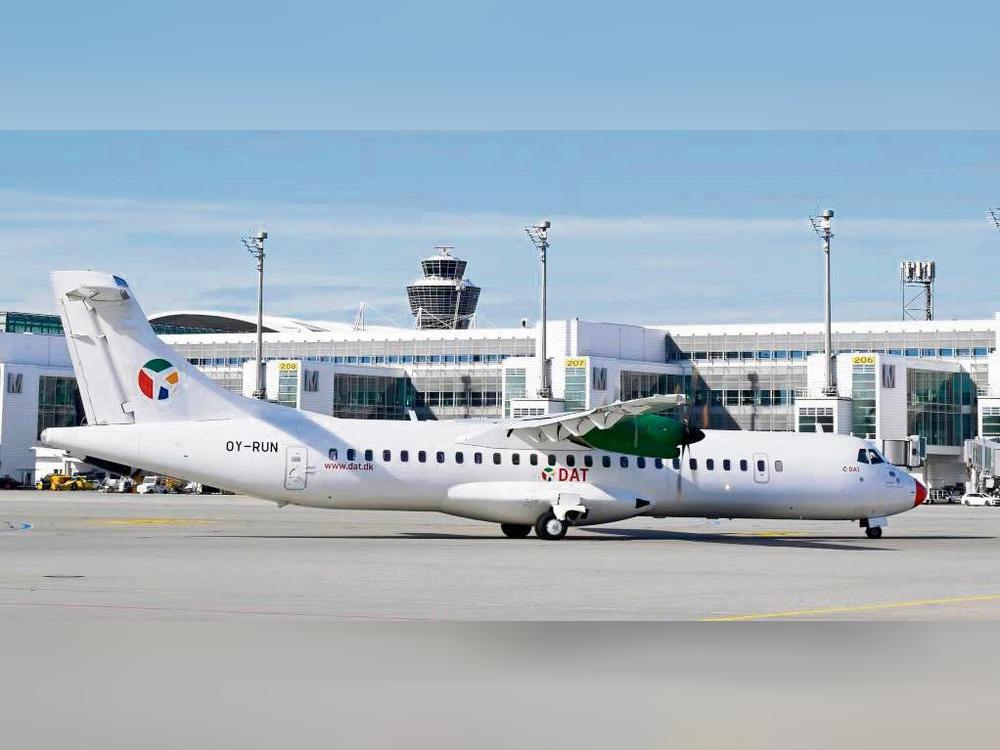 Mit einer speziell für kürzere Strecken gebauten Turboprop geht’s von Paderborn/Lippstadt werktags dreimal täglich nach München (7.00 Uhr, 12.20 Uhr und 18.30 Uhr).
