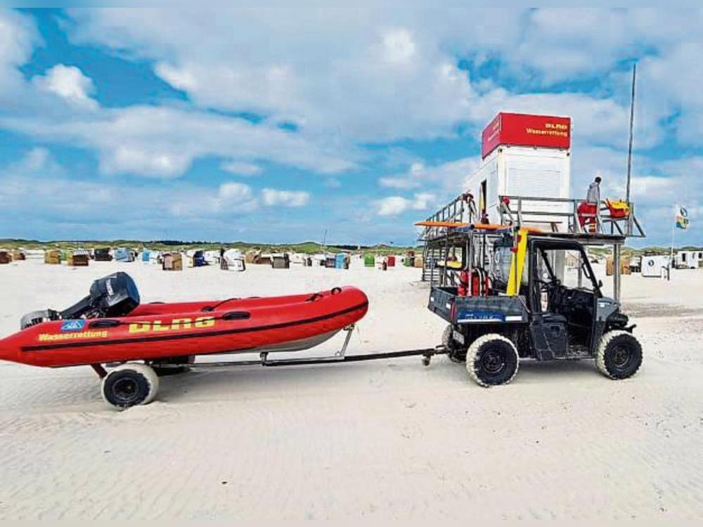 Rettungsschwimmer der DLRG Geseke halfen auch an der deutschen Küste aus.