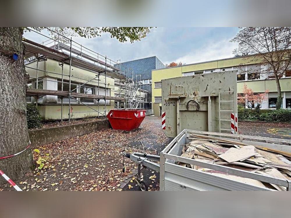 Lärmen und Lernen als verwandte Worte: Die Josefschule wird kernsaniert. Foto: Ursula Vielberg