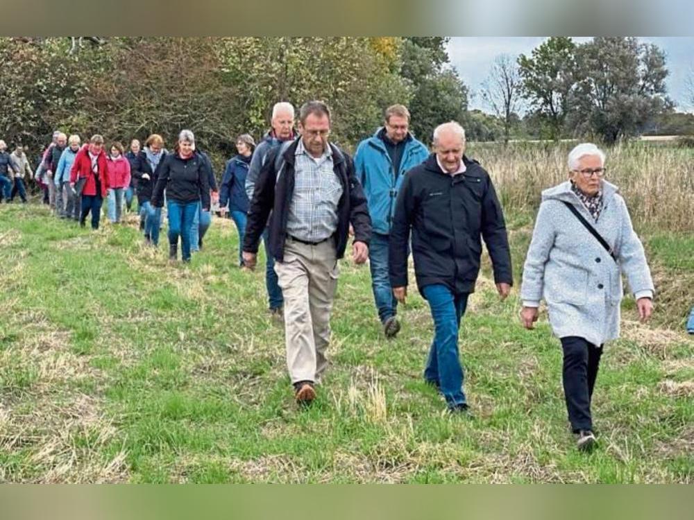Rund um Bad Westernkotten waren knapp 50 Schnadgänger unterwegs.