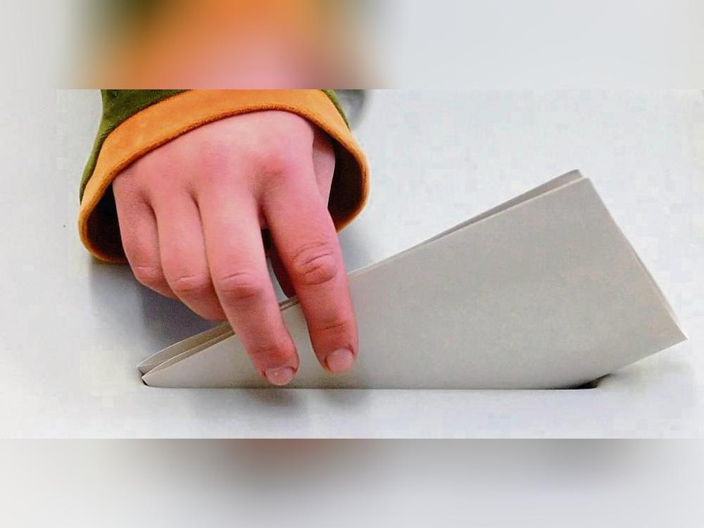 16-Jährige an der Wahlurne? Was schon für Kommunal- und Europawahlen gilt, soll künftig auch bei Landtagswahlen greifen. Foto: dpa
