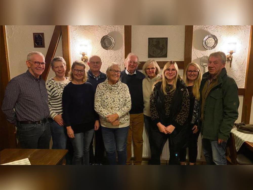 Wollen den Anröchter Martinszug retten (v.l.): Frank Blanke, Kornelia Volmer, Bianca Bußmann, Karl Lange , Hildegard Thiel, Wilhelm von Garrel, Christel Schiller, Alicia Brexel, Christina Schulenberg und Herbert Mulavecz.