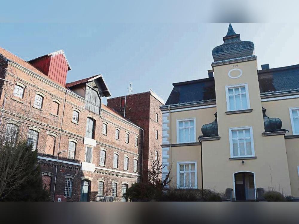 Die Alte Brennerei samt Herrenhaus in Schmerlecke hat den Besitzer gewechselt. Archivfoto: Ulrike Dietz