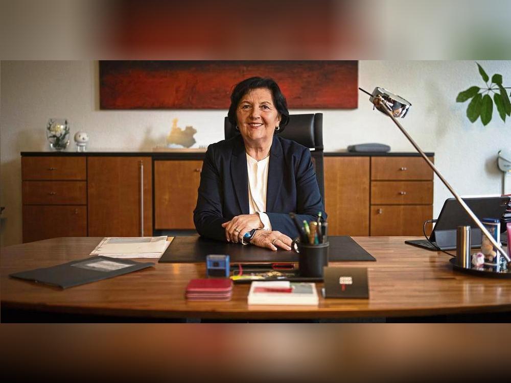 Ihren Schreibtisch im Kreishaus räumen wird Landrätin Eva Irrgang am letzten Oktobertag. An ihren Nachfolger übergibt sie ein hervorragend aufgestelltes Haus. Fotos: Daniel Schröder