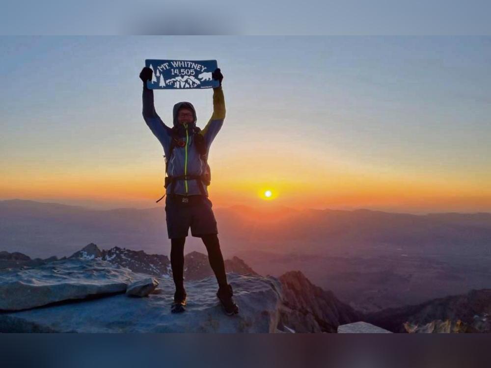Sonnenaufgang auf dem Mount Whitney, dem höchsten Berg der USA (außerhalb Alaskas). Maximilia König (27) hat den Pacific Crest Trail bezwungen.