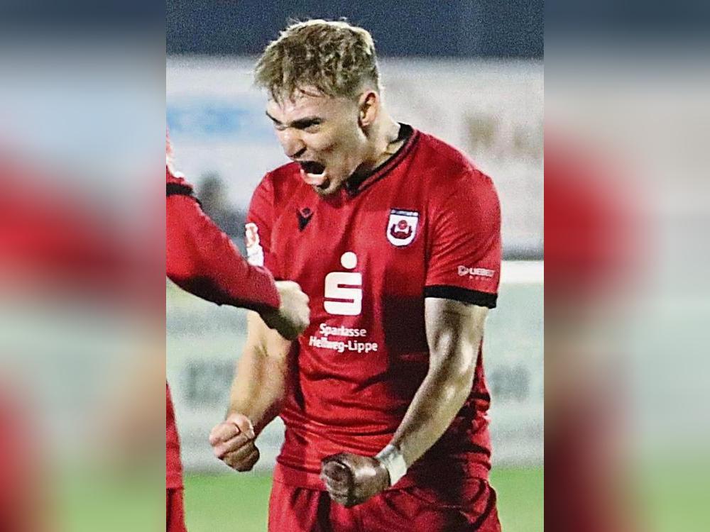 Geballte Fäuste als Zeichen des Triumphes: Maximilian Franke erzielte in der 44. Minute das goldene Tor.