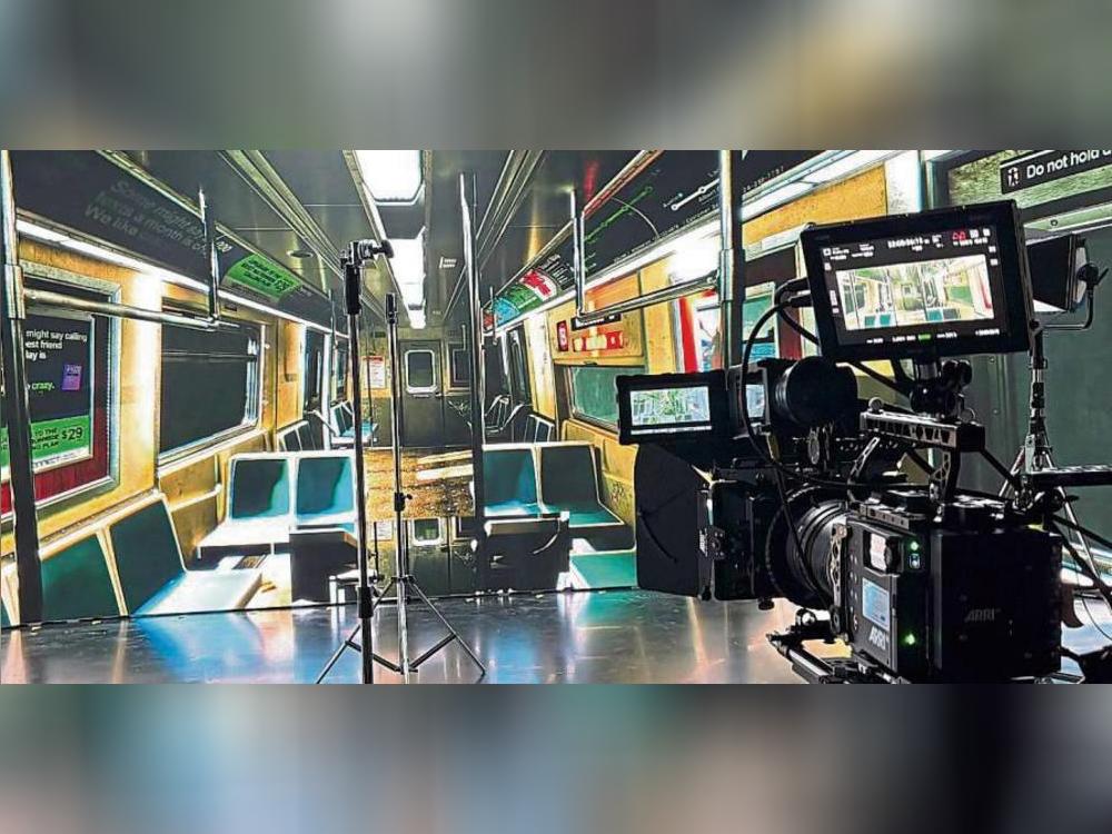 Keine Träumerei, sondern klarer Blick auf die Wirtschaft: Bürgermeister Alexander Tschense (r.) wurde vom Standortforum-Vorsitzenden Matthias Wiehen begrüßt. Foto: Axel Schwade