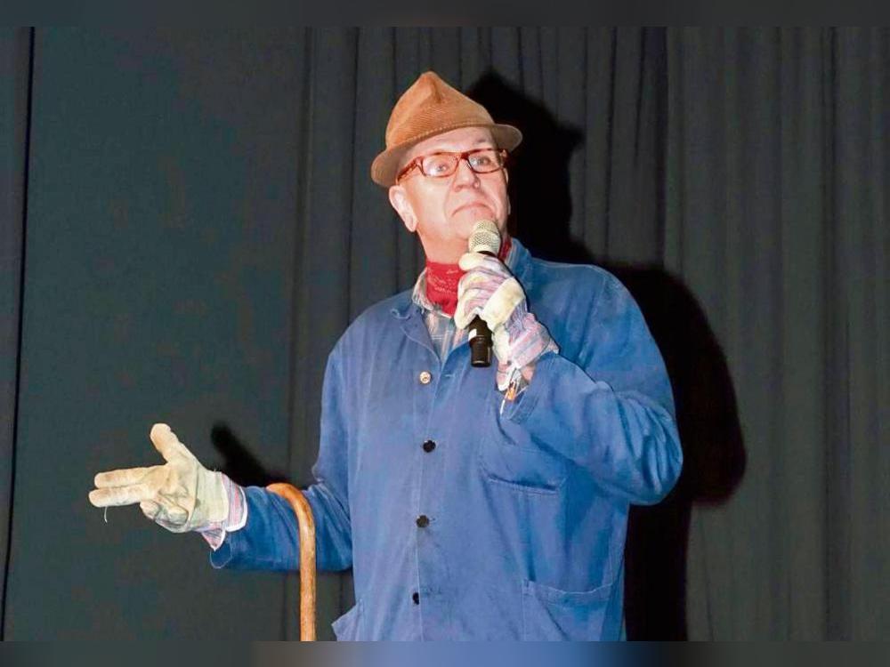 Vollbesetzt war die Stadthalle, als die Besucher auf dem Bunten Nachmittag der Stadt im Bühnenprogramm beispielsweise Bauer Heinrich und die Tanzmäuse erlebten. Fotos: Marcus Kloer