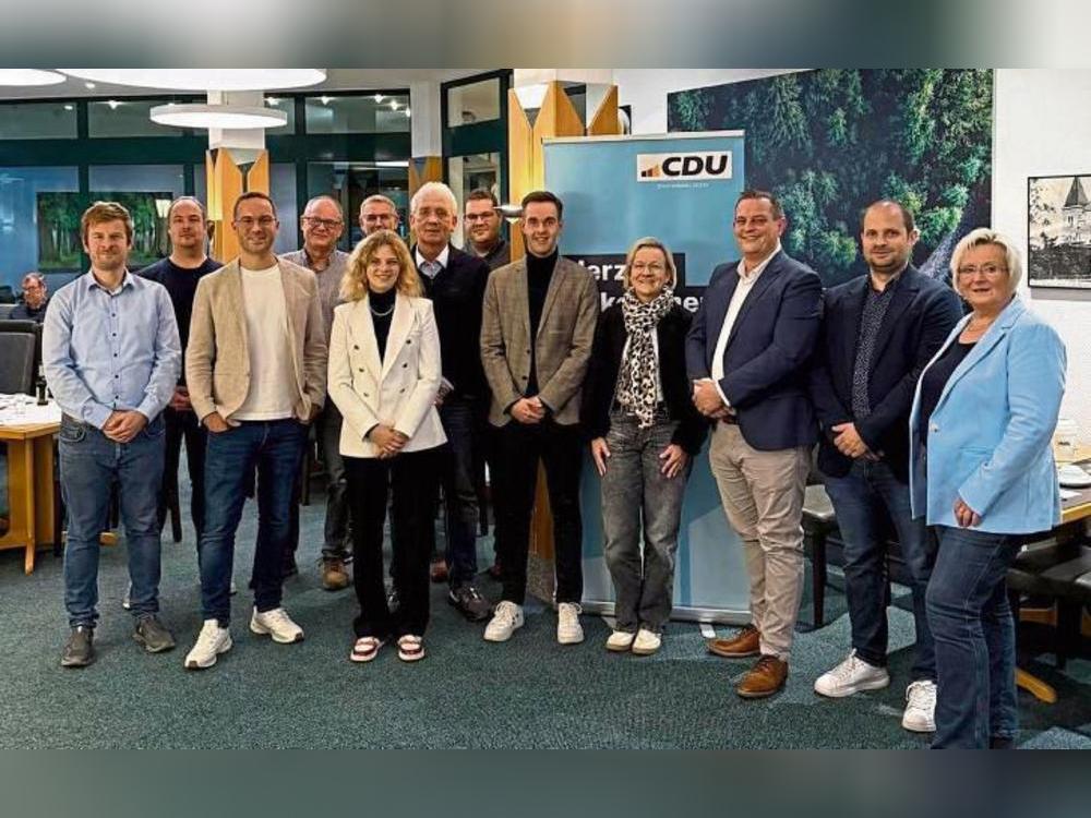 Der neu gewählte Vorstand der CDU-Ortsunion rund um den neuen Vorsitzenden Nicola Niggemeier (5.v.r.).